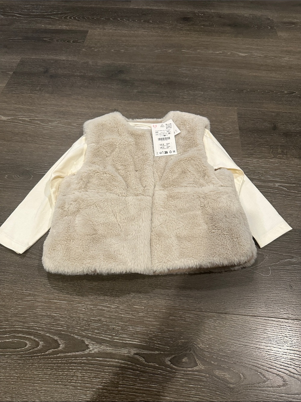 Zara Plush Faux Fur Kids Vest and Long Sleeve in Light Beige NWT